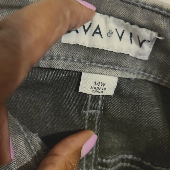 Ava & Viv | Women's Black Acid Washed Distressed Skinny Jeans (Size 14W) - Picture 4 of 15